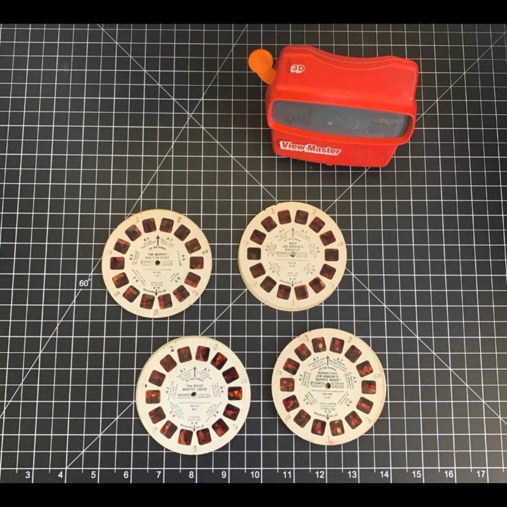 View Master Set - Picture 9 of 12